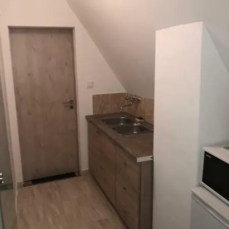 Appartement Hydroline Apartman